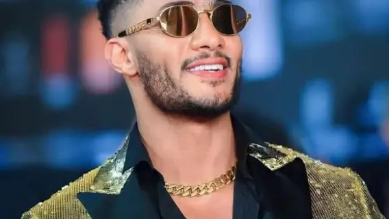 الفنان المصري محمد رمضان خلال حفل غنائي