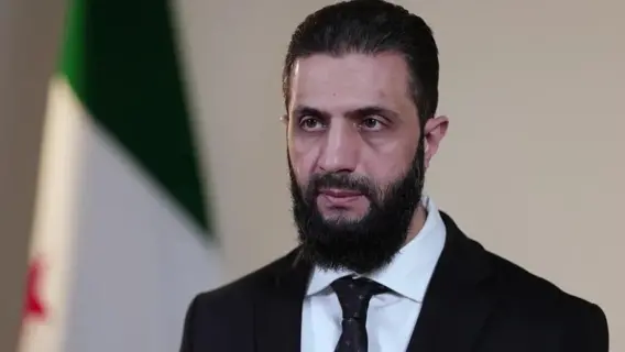 صورة لعبد الرحمن بدر الدين الأعمى الأمين العام الجديد لرئاسة الجمهورية السورية