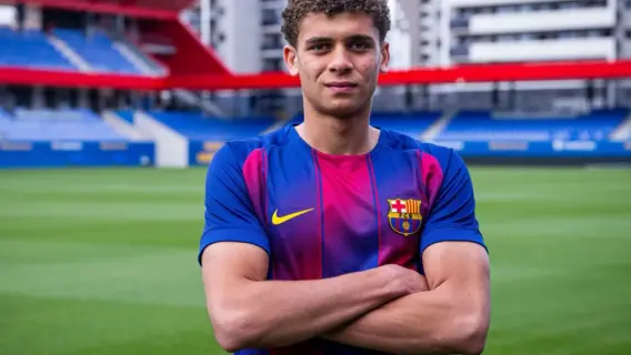 حمزة عبد الكريم لاعب فريق شباب نادي برشلونة