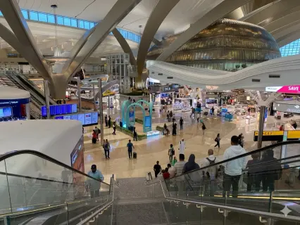 مطار ابوظبي الدولي