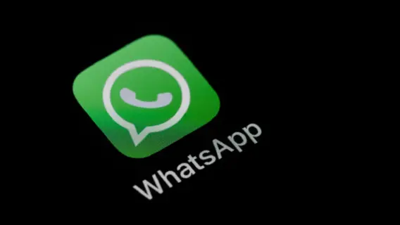 شعار تطبيق واتس آب على هاتف ذكي
