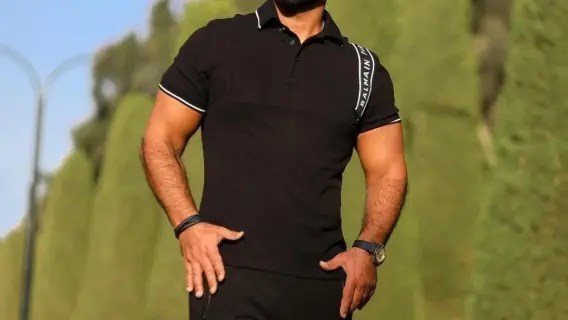 الفنان المصري أحمد سعد في سياق اتهامات متداولة بشأن مستحقات مالية