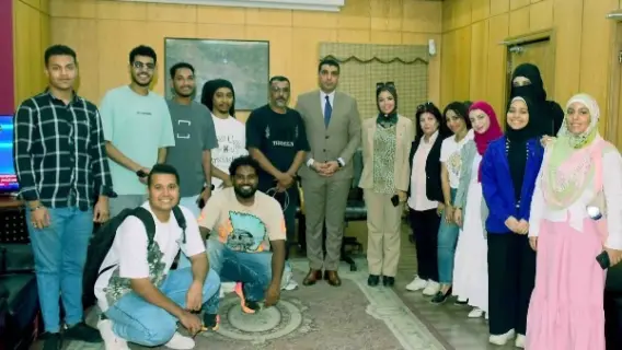 لقاء نائب محافظ الأقصر مع شباب مبادرة «الأقصر بعيون شبابها»