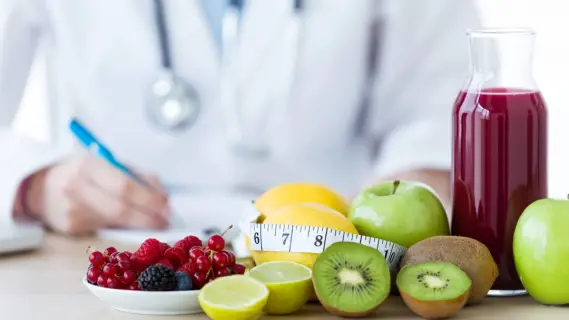 سلطنة عمان: خطوات الحصول علي تصريح مزاولة مهنة أخصائي التغذية