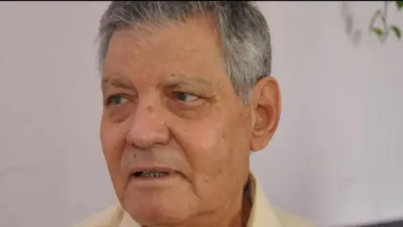 وفاة الشاعر الكبير "محمد إبراهيم أبو سنة" عن عمر يناهز الـ 87 عاماً