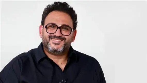 أكرم حسني يشارك في موسم الرياض بمسرحية "ألف تيتة وتيتة"