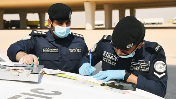 كيفية الإستعلام عن حجز المركبات في الكويت 2025