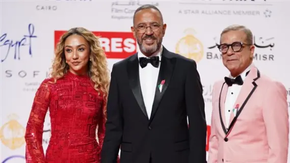 زينة أشرف عبدالباقي تتألق في مهرجان القاهرة السينمائي بعد عرض فيلمها الأول