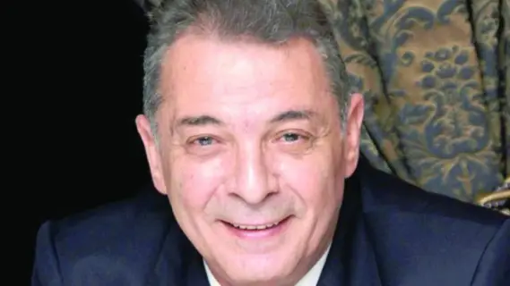 من تاجر مواشي لأسطورة السينما المصرية... محمود حميدة في ذكرى ميلاده الـ71