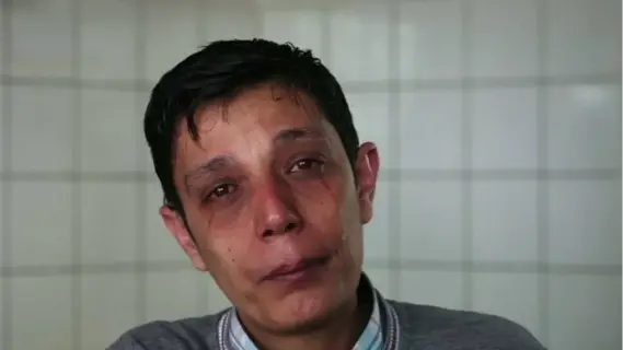 أيقونة الثورة... مازن حمادة فضح وحشية السجون السورية ولم يسكته السجانون