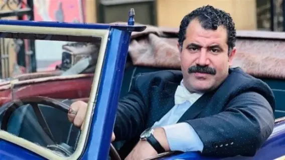 الفنان محمود حافظ يتعرض للابتزاز بعد اختراق حساباته