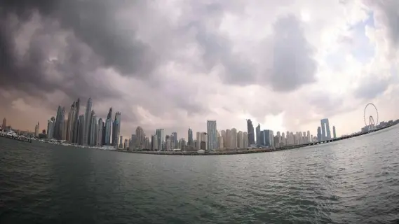 UAE Meteorology Center expects light rain until Monday