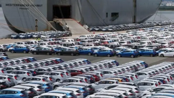 رسميًا... فرض قيود جديدة على استيراد السيارات الشخصية في مصر