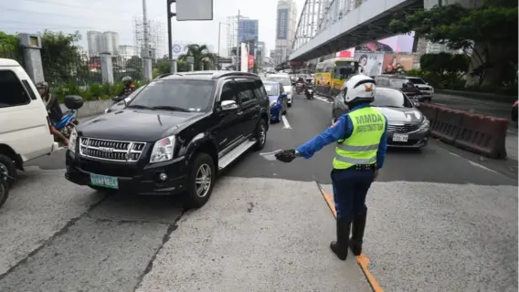 Saudi Arabia imposes up to SR100,000 fine for blocking or obstructing roads