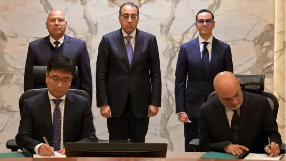 مصر: توقيع اتفاقية إنشاء مصنع سيارات «إم جي» بإستثمارات 135 مليون دولار