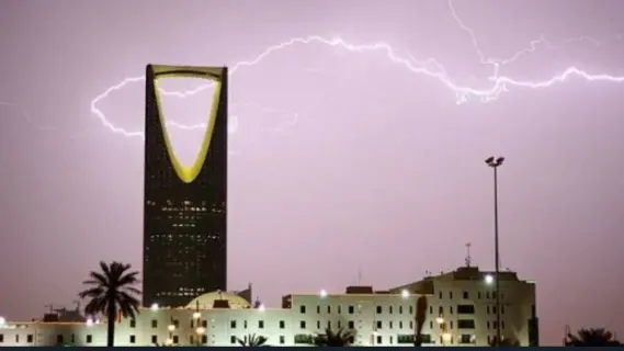 الأرصاد السعودية تنشر تقارير درجات الحرارة وتحذر من عواصف رعدية