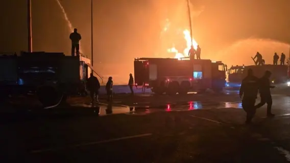 تفاصيل السيطرة على حريق في خط بترول شمال القاهرة