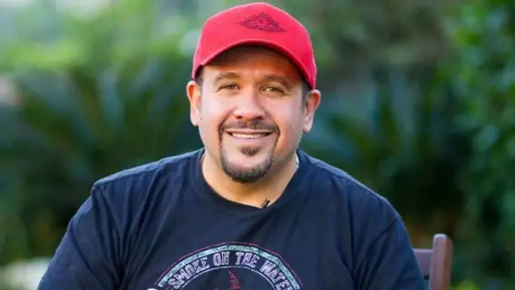 الفنان هشام عباس يستعد لبطولة فيلم عن قصة حياته