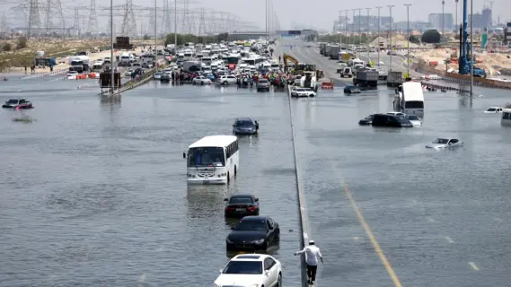 أمطار رعدية بالكويت.. بيان عاجل من الأرصاد بشأن الطقس خلال الأيام المقبلة