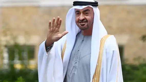 محمد بن زايد يؤكد التزام الإمارات بمساعدة المحتاجين في كل مكان