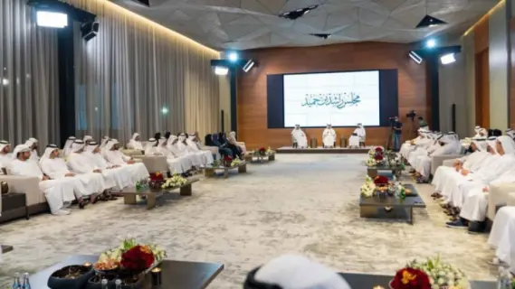 مجلس راشد بن حميد يسلط الضوء على جهود التنمية المستدامة في الإمارات