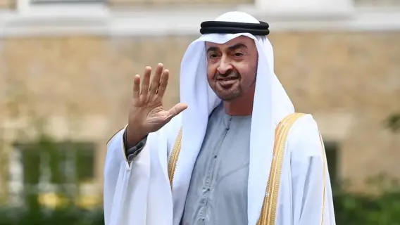 محمد بن زايد يؤكد التزام الإمارات الثابت بدعم السلام العالمي
