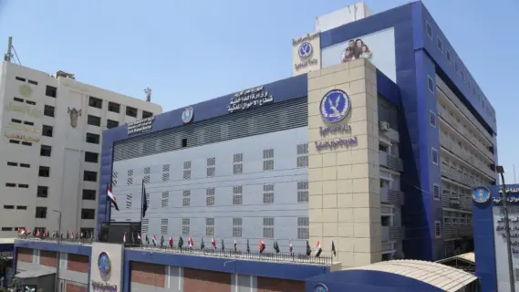 قطاع الأحوال المدنية يُواصل إيفاد القوافل المجهزة لخدمة المواطنين في عدة محافظات