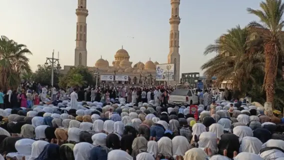 وزارة الأوقاف تعلن عن تخصيص 6240 ساحة لصلاة عيد الفطر المبارك