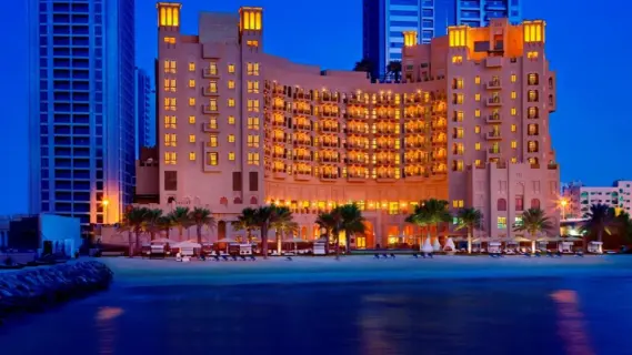 فندق باهي قصر عجمان يشارك في فعاليات «ساعة الأرض» 2025 لتعزيز الاستدامة