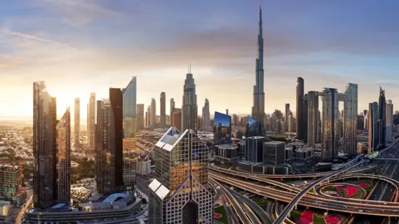 غرفة الشارقة تضع استراتيجيتها للنمو الاقتصادي للفترة 2025-2027