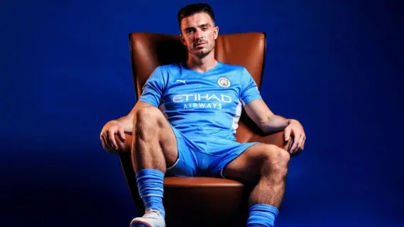 جاك غريليش يختار دبي كوجهة خارجية أولى لعائلته بعد ولادة ابنته