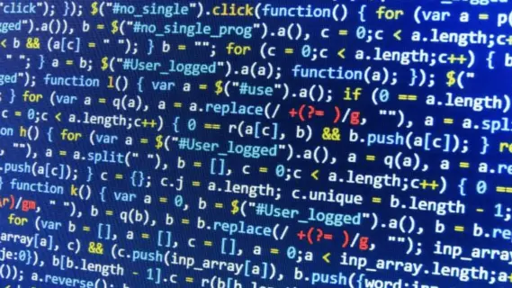 كيفية تعزيز التفكير النقدي في ظل انتشار الخوارزميات