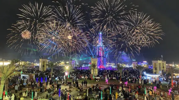 مهرجان الشيخ زايد يحتفي بعيد الفطر بفعاليات ثقافية وترفيهية مميزة