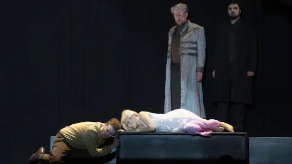 مهرجان أبوظبي وأوبرا باريس يحتفلان بنجاح عرض «بيلياس وميليساند»