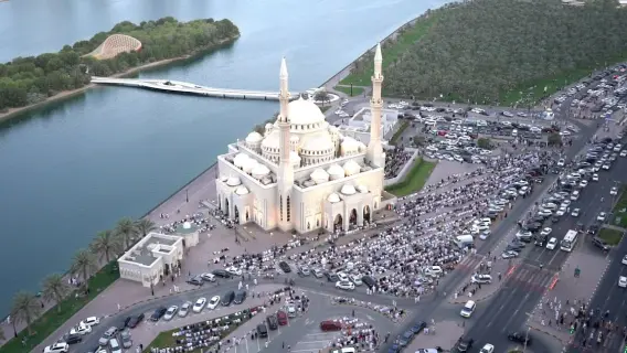 642 مصلى وجامعاً لصلاة عيد الفطر المبارك في الشارقة