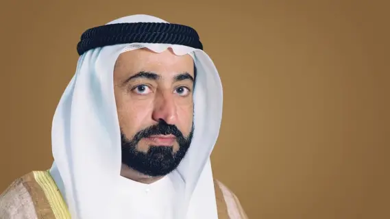 الشيخ سلطان بن محمد القاسمي يتقبل التهاني بعيد الفطر في قصر البديع