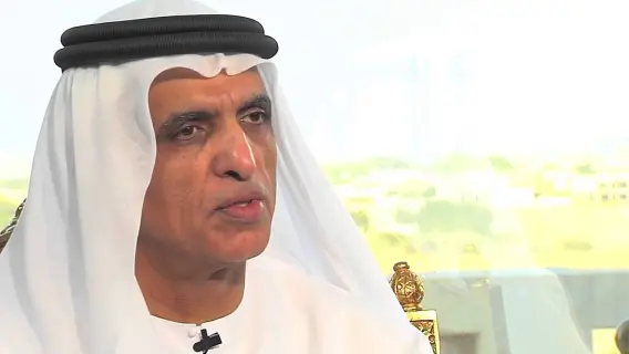 حاكم رأس الخيمة يؤدي صلاة عيد الفطر بمصلى العيد الكبير في خزام