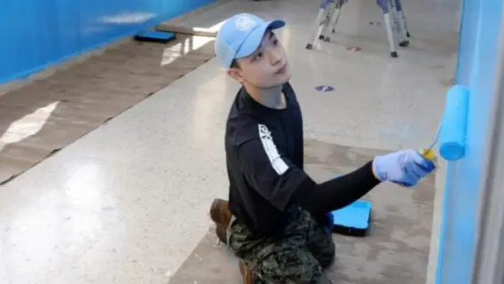 الكتيبة الكورية في اليونيفيل تنفذ مشروع طلاء جدران مدرسة البرغلية لدعم التعليم في الجنوب