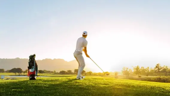 مولان وماتيو يتوجان بطلا بطولة الأرز الدولية للجولف في عجمان