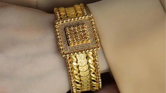 الذهب عيار 18 في مصر يستقر سعره اليوم السبت عند 4.028 جنيه للجرام