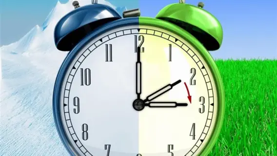فوائد عودة التوقيت الصيفي: من تقليل الحوادث إلى تنشيط الاقتصاد
