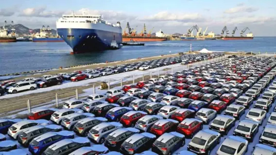 المالية تحدد شروط استيراد سيارات المصريين بالخارج