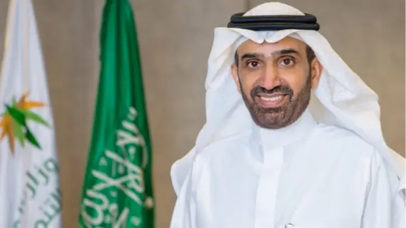 عاجل السعودية: وزير الموارد البشرية يشهد توقيع 9 اتفاقيات تنموية في القصيم
