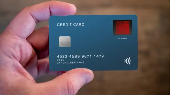 الإمارات.. شكاوى من تساهل بنوك في منح بطاقات الائتمان لهذه الفئات