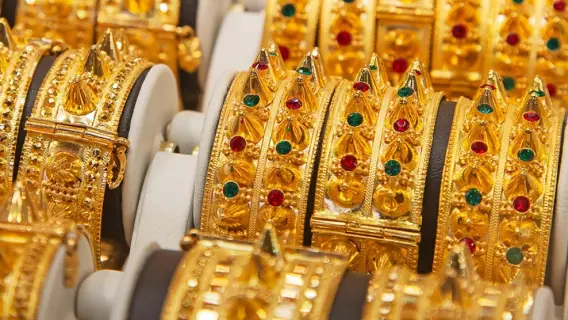 الإمارات.. أسعار الذهب تواصل صعودها القياسي وتدفع المتعاملين نحو البيع بدلاً من الشراء