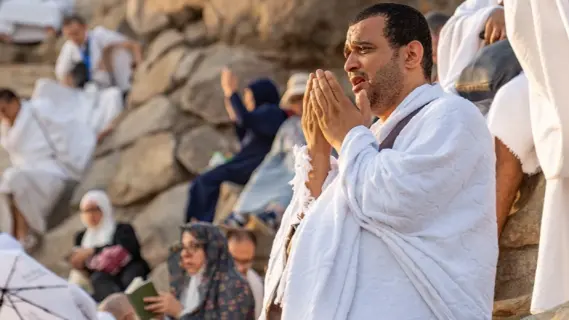 رئاسة الشؤون الدينية تطلق مسابقة تحفيظ القرآن للحجاج