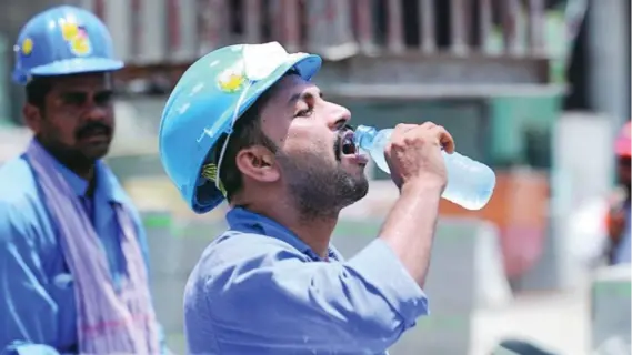 الإمارات تطلق حملة لحماية العمال: حظر العمل تحت الشمس يدخل حيز التنفيذ