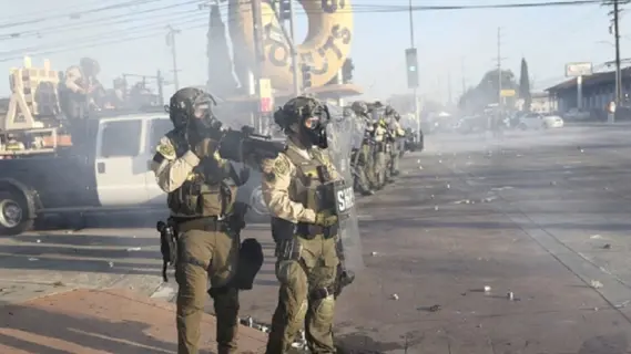 ترمب ينشر قوات الحرس الوطني وسط احتجاجات في لوس أنجلوس