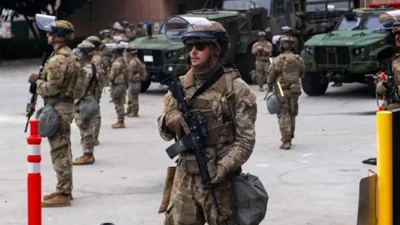 إدارة ترامب تبحث نشر الجيش في مدن جديدة مع تصاعد الاحتجاجات