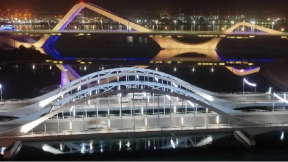 أبوظبي تشدد قواعد المرور: جسر المقطع مغلق أمام المركبات الثقيلة حتى إشعار آخر